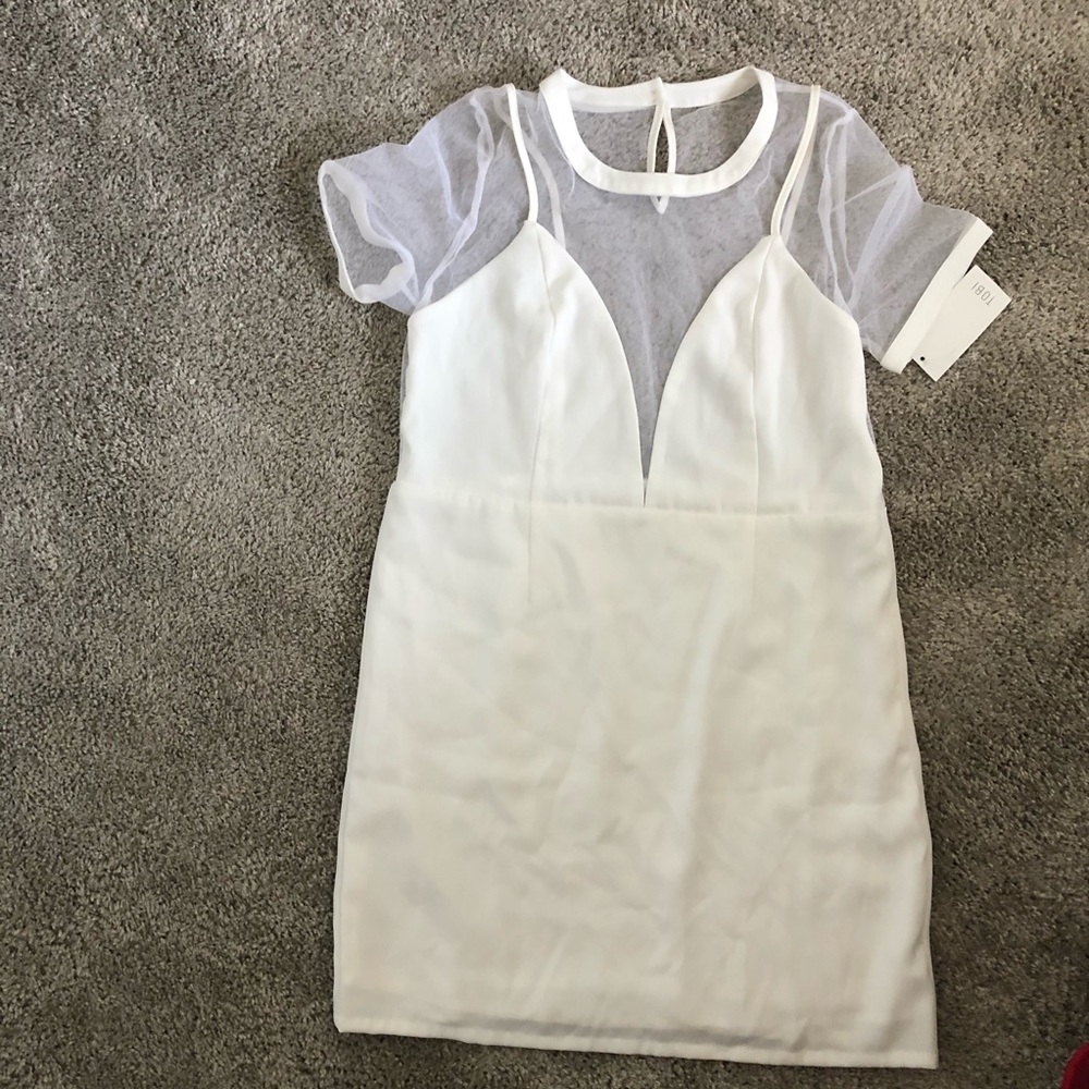 NWT Tobi Short Sleeve White Mesh Mini Dress small